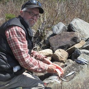 Meet your Posher, Derrick baker